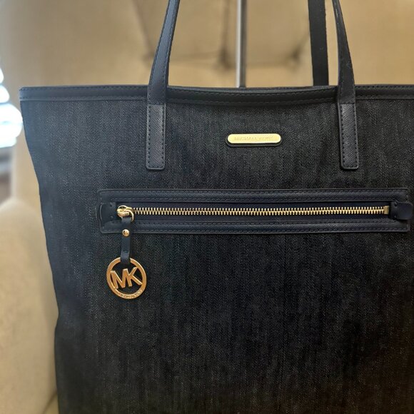 Auth MICHAEL KORS Iconic Kempton Large Blue  Denim Tote Bag - Picture 2 of 6